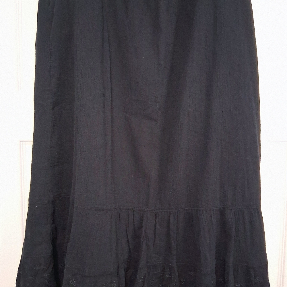 Vintage Style D&Co Black Maxi Skirt Eyelet Ruffle Broomstick Elastic Waist 2x - Picture 4 of 15